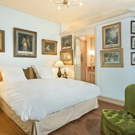 108373 - 4 Personnes A